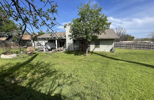 Coronado Hills House | Chic boho pet-friendly house with hot tub