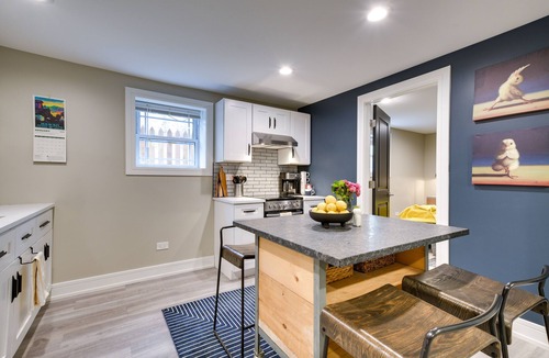 Forest Park Apartment | Chic Forest Park Home w/Patio - 10 Mi to Chicago