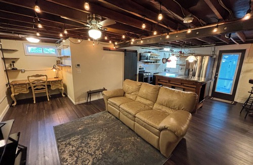 Milan House | Chic Industrial Home - Pets Welcomed!