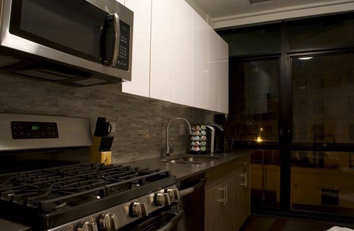 West Town Apartment | Chic Studio @FultonRiver steps to #FultonMarket