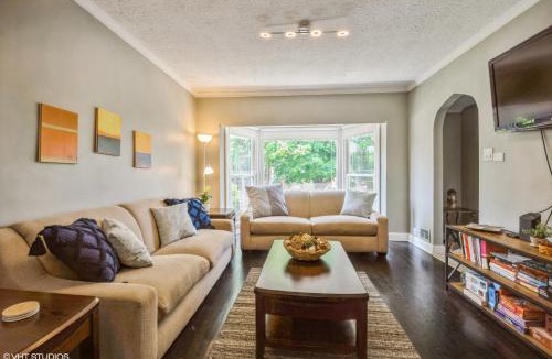 Chicago House | Chicago Big House