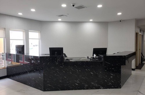Westmont Hotel | Chicago Club Inn & Suites