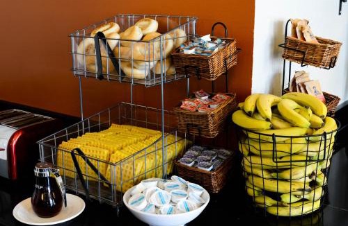 Park West Hostel | Chicago Getaway Hostel