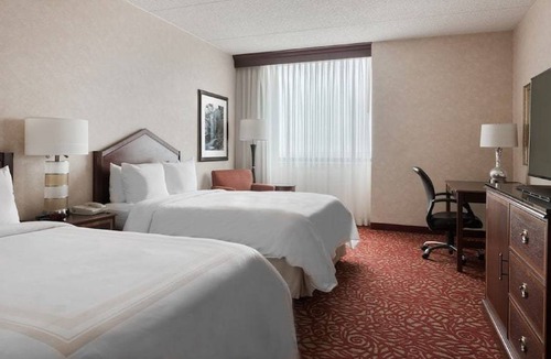 Hoffman Estates Hotel | Chicago Marriott Northwest