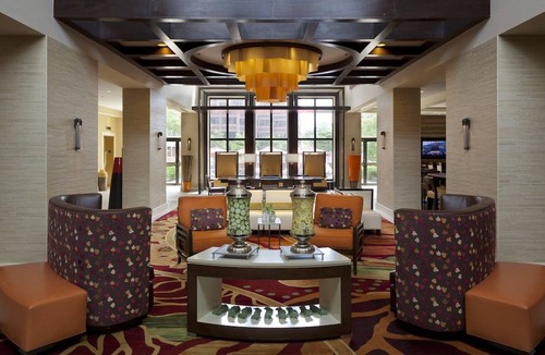 Rosemont Hotel | Chicago Marriott Suites O'Hare