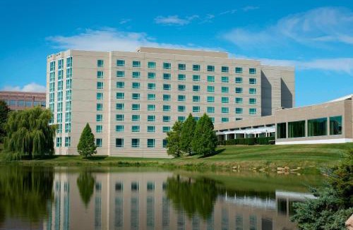 Burr Ridge Hotel | Chicago Marriott Southwest at Burr Ridge