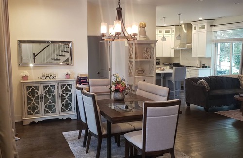 Wilmette House | Chicago - NorthShore Private Vacation Rental Luxury 3 Story Victorian Mansion