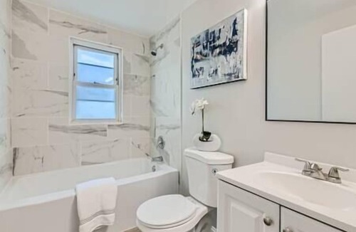 Burnside House | Chicago urban house - 4 Bedroom 2.5 bath