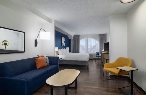 Northeast Hotel | City Express by Marriott Washington, DC Northeast