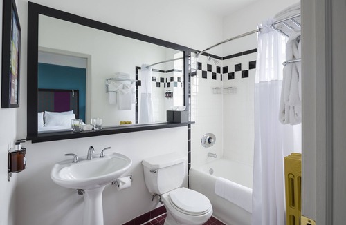 Lakeview Hotel | City Suites Hotel