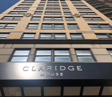 Gold Coast Hotel | Claridge House