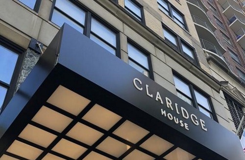 Gold Coast Hotel | Claridge House