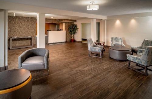 Beckley Hotel | Clarion Pointe Beckley