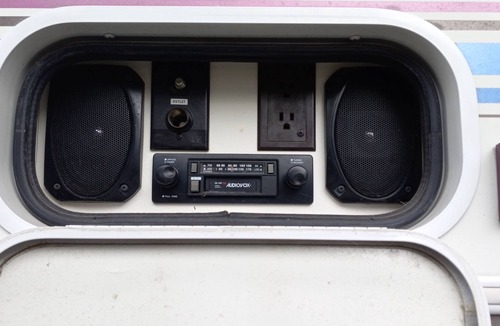 Alton House | Class A RV, 30', Gas Engine, HVAC, Generator, Fridg and Stove, Coffee Maker.
