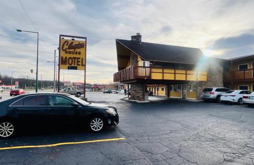 Rockford Hotel | Clayton House Motel