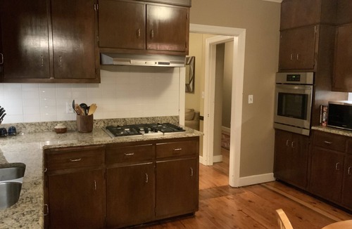 Sweetwater House | Clean Cape Cod close to downtown