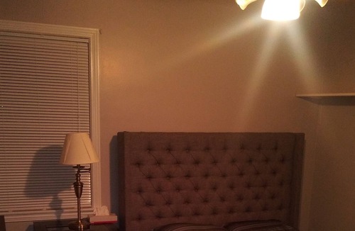Chicago Heights Apartment | Clean Cozy Comfortable