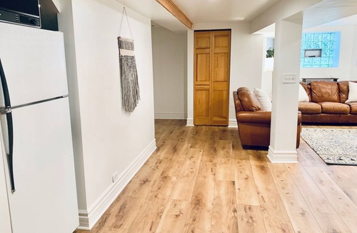 Logan Square House | Clean, Private, Cozy Urban Oasis Chicago Greystone In Heart of Logan Square