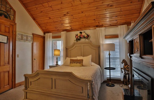 Galena Bed & Breakfast | Cloran Mansion Bed & Breakfast