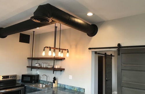 Metropolis Apartment | Come stay in the historic downtown district of Metropolis, IL. Home of Superman