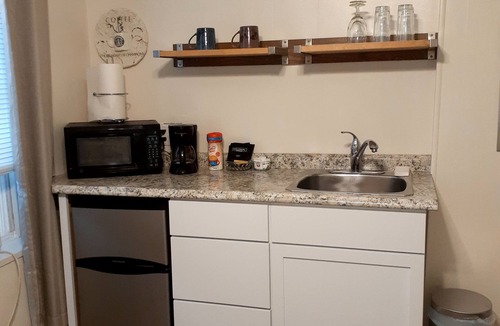 Galena Apartment | Come stay in this Circa1845 Historical Building located in Downtown Galena.