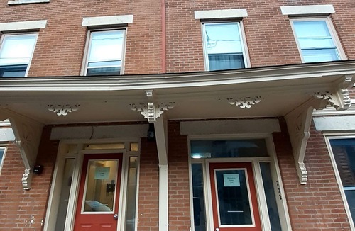 Galena Apartment | Come stay in this Circa1845 Historical Building located in Downtown Galena.