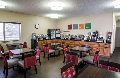 Morris Hotel | Comfort Inn Morris I-80