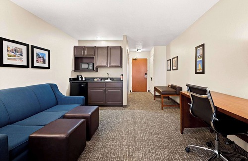 Forsyth Hotel | Comfort Inn & Suites Decatur - Forsyth