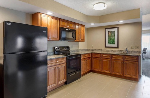 Rochelle Hotel | Comfort Inn & Suites Rochelle - DeKalb