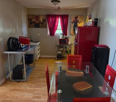 Calumet Park Apartment | Comfortable & Relaxing Charming 3BR unit