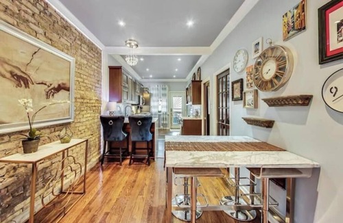 Evanston House | Comfortable Room Convenient Area Close to Beach
