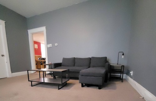 Granite City House | Comfortable SF home Granite City