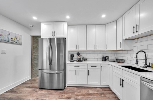 Rolling Meadows House | Comforting Retreat Near Woodfield Mall by RedAwning