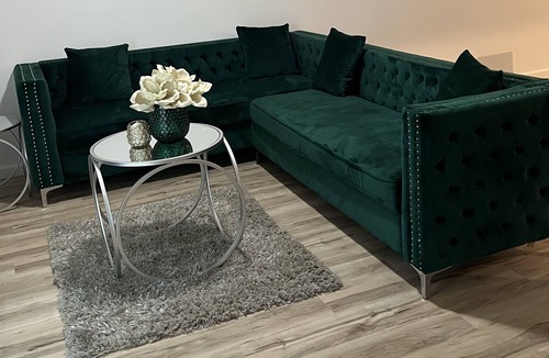 SilverLakes Condo | Comfy Chic Town Home