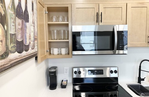 South Baltimore Apartment | Comfy Cozy 2BD/1.5BA apt in Federal Hill