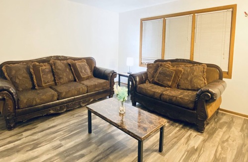 Rockford House | Comfy Home for 8 Guests