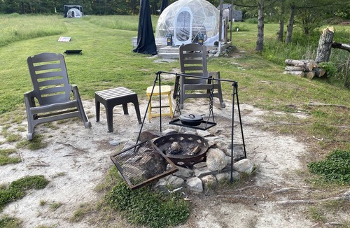 Jefferson RV Rental | ComfyDome Pond-Side Glamping