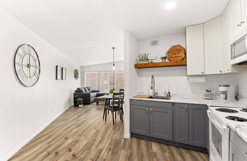 Orange Prairie Apartment | Concord C8 · Slice of the Good Life: Concord C8