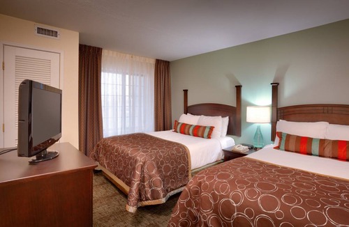 Peoria Condo | Condo ∙ 1 bedroom ∙ 4 guests