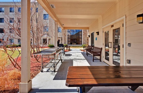 Glenview Condo | Condo ∙ 1 bedroom ∙ 4 guests