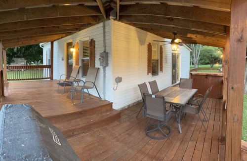 Grafton House | Confluence Cabin Grafton, IL