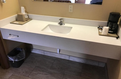 Pigeon Forge Hotel | Conner Hill Motor Lodge
