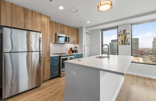 Somerville Apartment | Contemporary 3BR/2.5BA Unit in Assembly Square