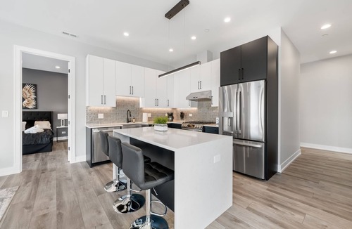 Lower West Side Apartment | Contemporary Luxury: New 3BR/2BA Stylish Haven