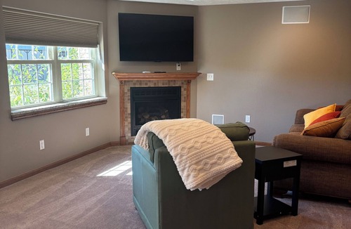 Washington House | Convenient 4-bedroom house, close to everything