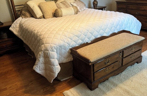 Johnston City House | Country Haven. Relax in a country home.