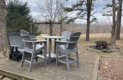 Anna House | Country, hideaway cabin close to town, 15 minutes from wineries