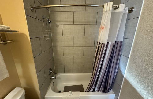 Giddings Hotel | Country Inn-Giddings