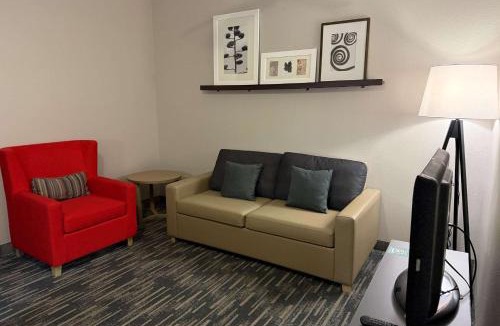 Elgin Hotel | Country Inn & Suites by Radisson, Elgin, IL