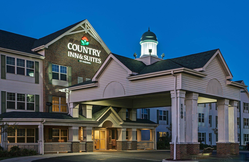 Zion Hotel | Country Inn & Suites by Radisson, Zion, IL